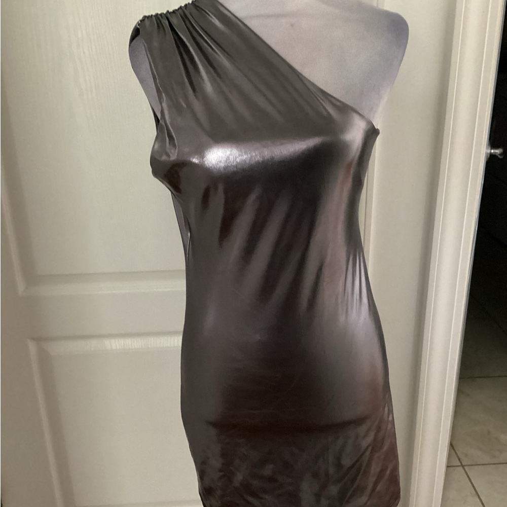 One-Shoulder Metallic Brown Cocktail Dress
Color: Metallic